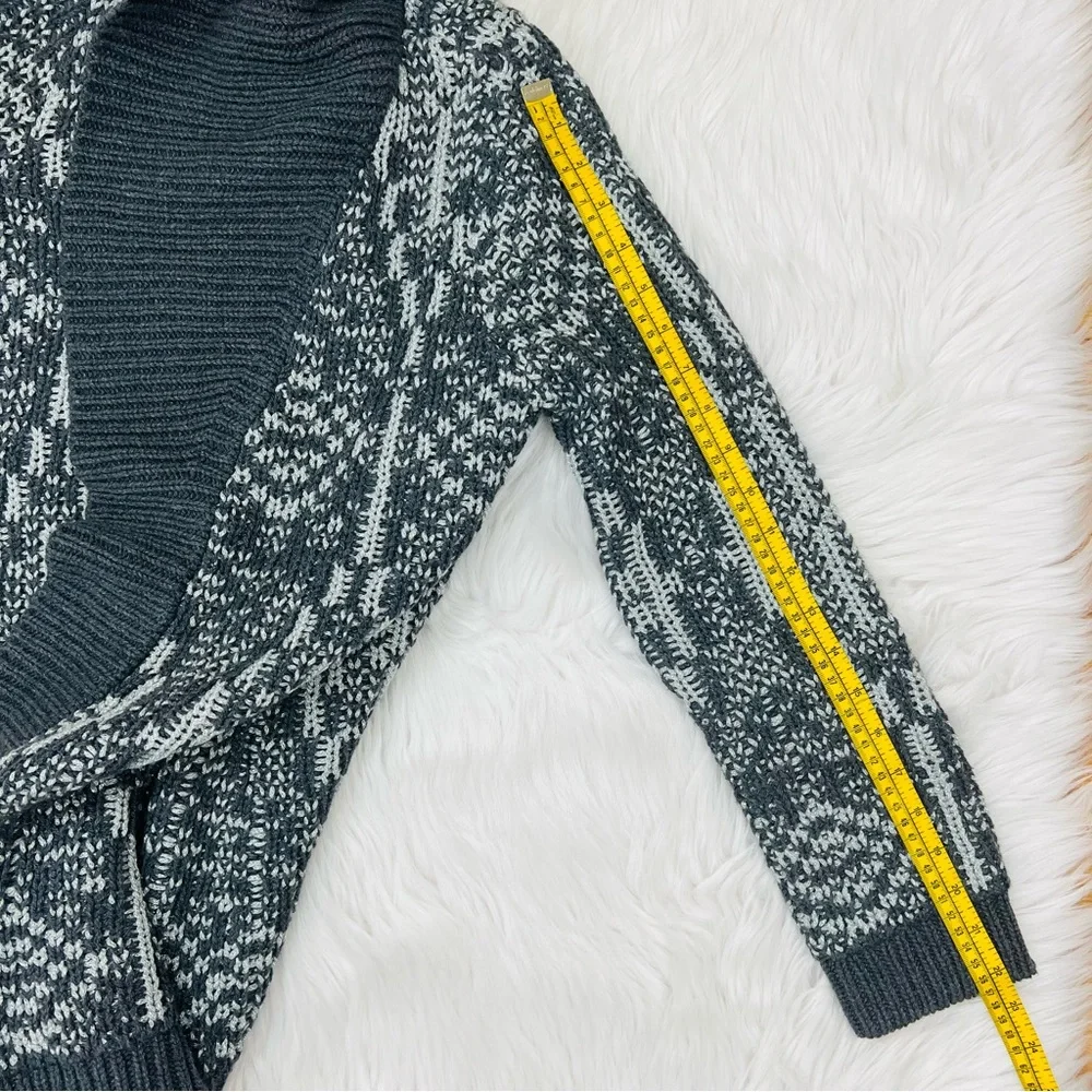 NWT! Talbots Mid Length Wool Blend Chunky Knit Geometric Gray Metallic Thread - Picture 11 of 12